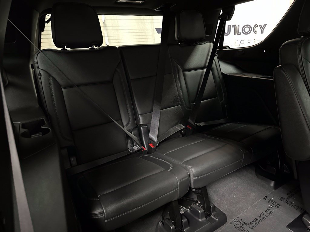 Used 2023 GMC Yukon Denali AWD/4WD image 22