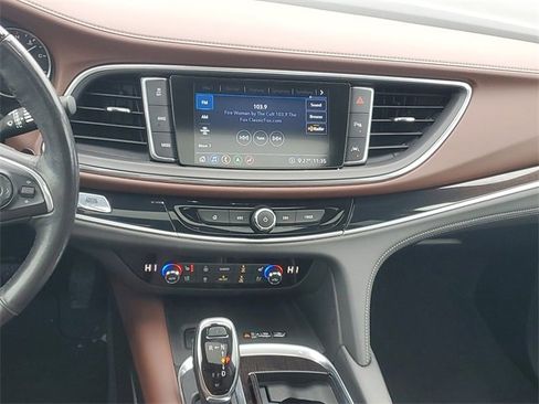Certified 2020 Buick Enclave Avenir w/ Avenir Technology Package image 15