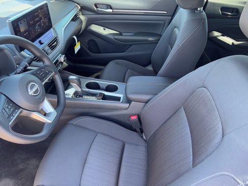 New 2025 Nissan Altima 2.5 SV w/ SV Special Edition Package image 19