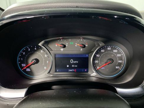 Used 2023 Chevrolet Traverse LT image 15