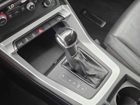 Used 2020 Audi Q3 2.0T Premium image 20