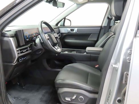 Used 2024 Hyundai Santa Fe SEL AWD/4WD image 15