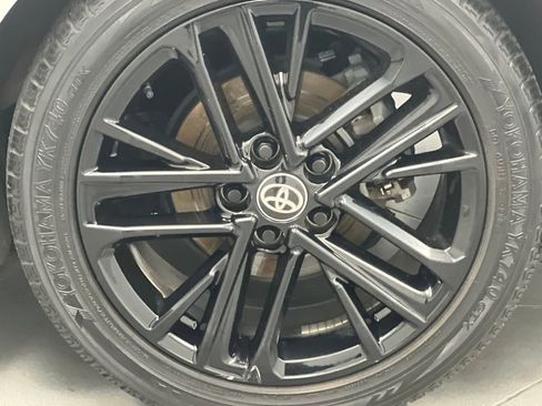 Used 2025 Toyota Camry SE image 58