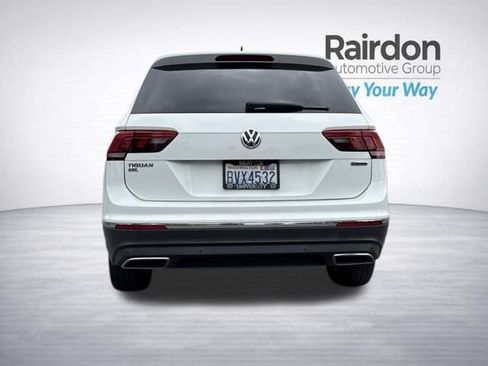 Used 2020 Volkswagen Tiguan SEL w/ 3rd Row Seat Package AWD/4WD image 6