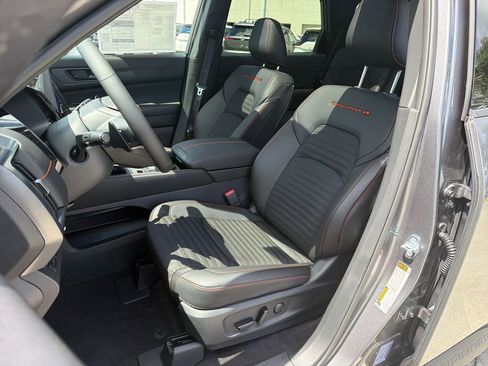 New 2026 Nissan Pathfinder Rock Creek w/ Rock Creek Premium Package AWD/4WD image 30