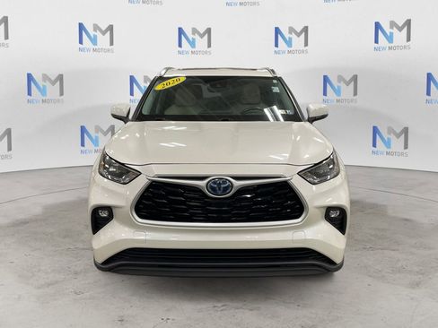 Used 2020 Toyota Highlander XLE image 8