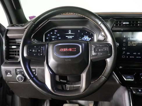 Used 2025 GMC Sierra 2500 AT4 w/ Technology Package AWD/4WD image 42