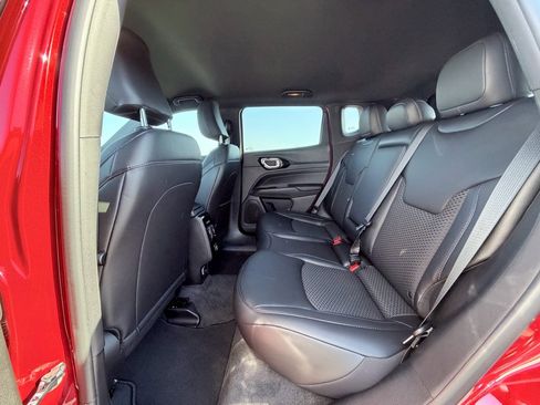 New 2026 Jeep Compass Latitude image 22