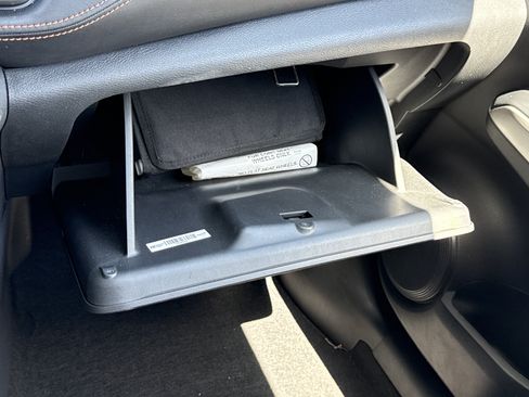 Used 2020 Nissan Kicks SR w/ SR Premium Package FWD image 22