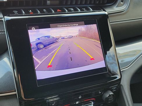 Used 2021 Jeep Grand Cherokee L Altitude image 22