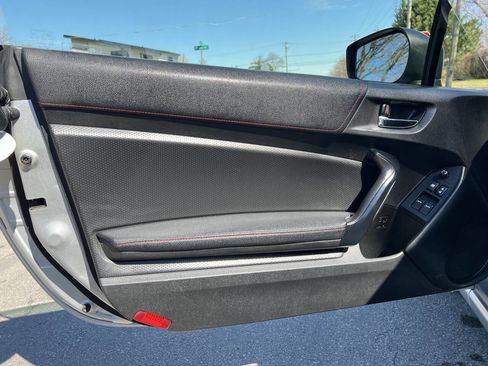 Used 2013 Subaru BRZ Premium image 17