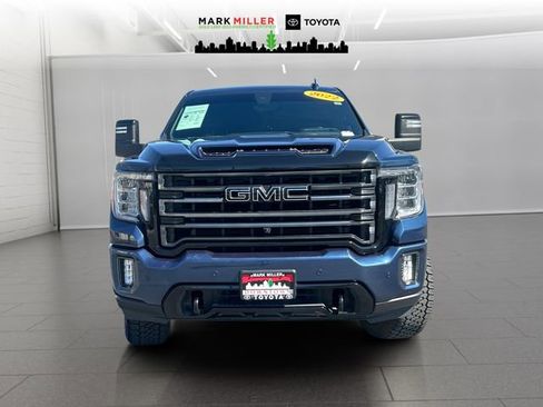 Used 2022 GMC Sierra 2500 AT4 w/ AT4 Premium Plus Package image 8