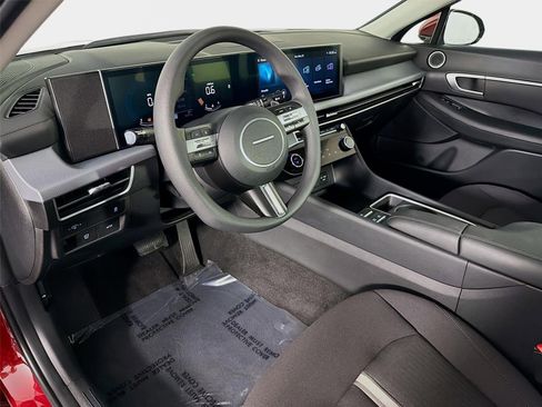 Certified 2024 Hyundai Sonata SEL FWD image 9