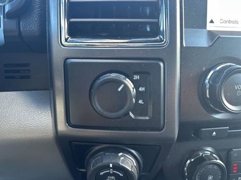 Used 2018 Ford F150 XLT w/ Equipment Group 302A Luxury image 29