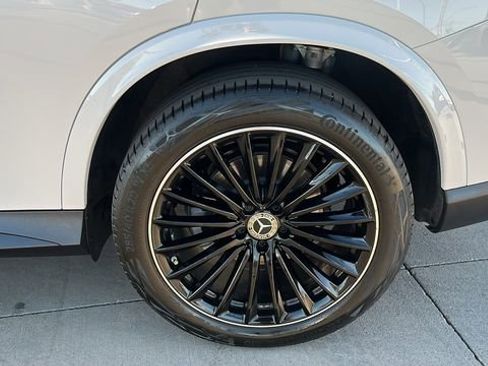 Used 2024 Mercedes-Benz GLC 300 GLC 300 image 21