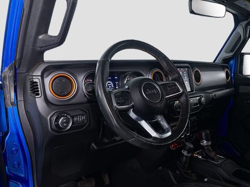Used 2022 Jeep Gladiator Mojave w/ LED Lighting Group AWD/4WD image 9