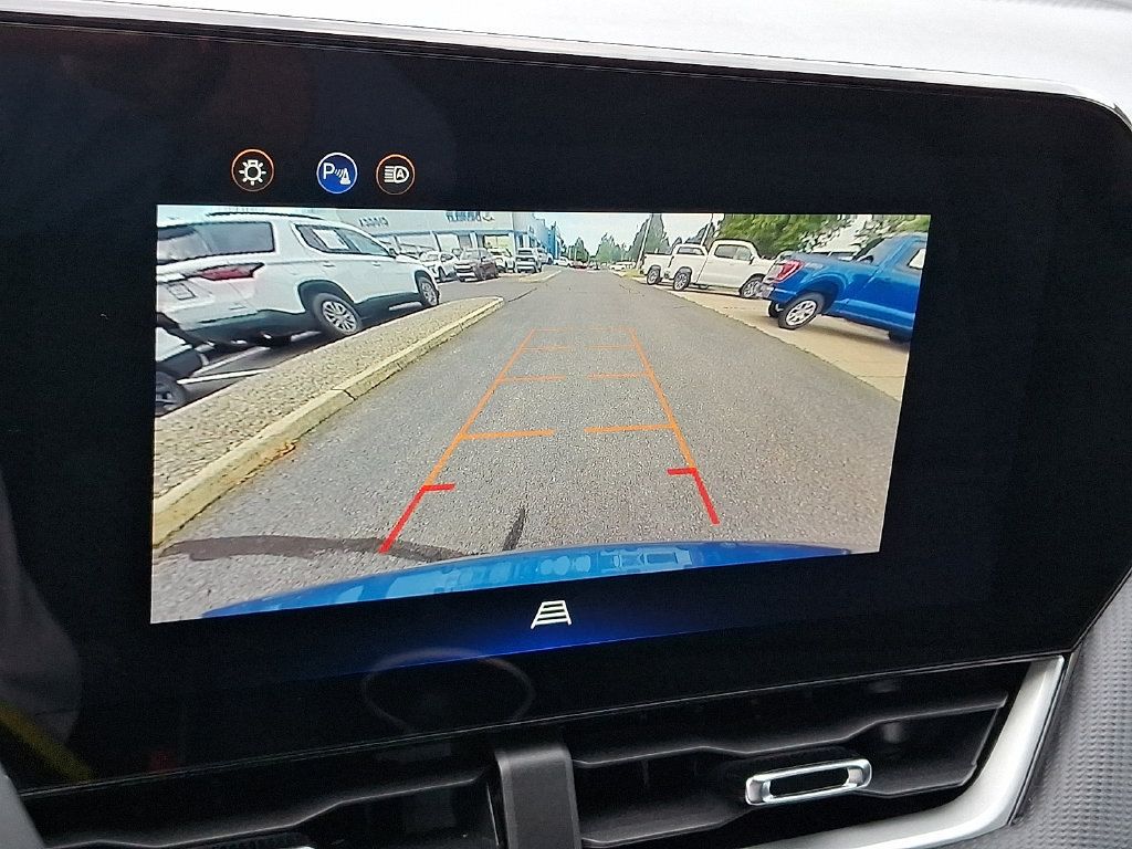 Certified 2025 Chevrolet Equinox LT AWD/4WD image 4