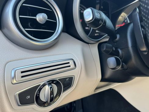 Used 2016 Mercedes-Benz C 300 Luxury image 15
