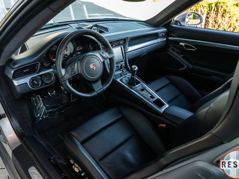Used 2012 Porsche 911 Carrera S RWD image 7