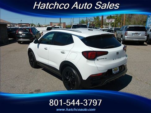 Used 2024 Buick Encore GX Sport Touring AWD/4WD image 3