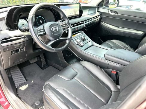 Used 2023 Hyundai Palisade Limited FWD image 18