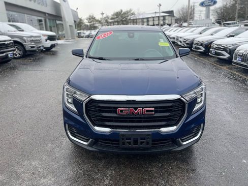 Used 2022 GMC Terrain SLE image 9