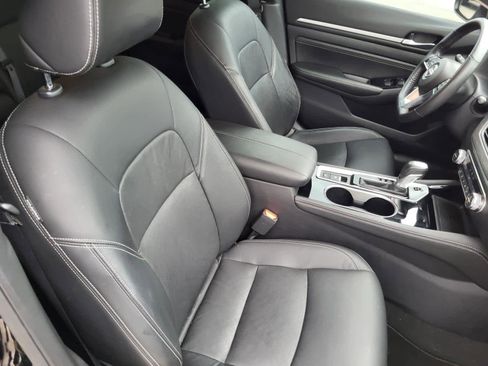 Used 2023 Nissan Altima 2.5 SL image 10