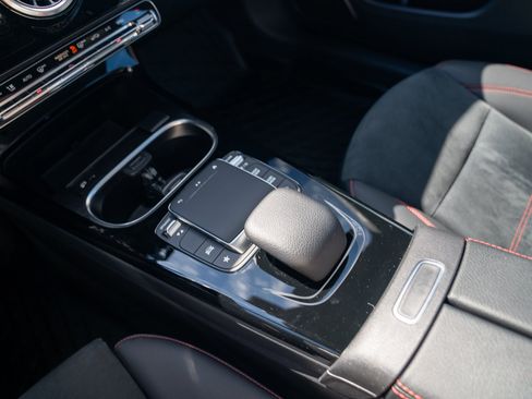 Used 2022 Mercedes-Benz A 220 4MATIC image 19