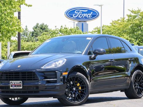 Used 2020 Porsche Macan w/ Premium Package Plus AWD/4WD image 2