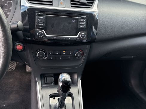 Used 2017 Nissan Sentra SV w/ Style Package image 15