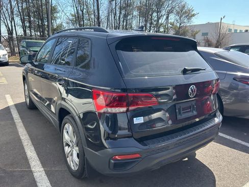 Used 2023 Volkswagen Taos S image 8