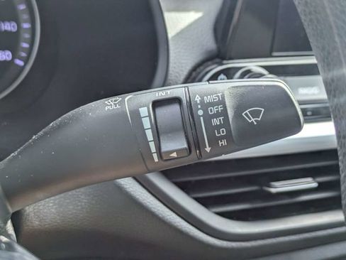 Used 2024 Kia Forte LXS FWD image 25