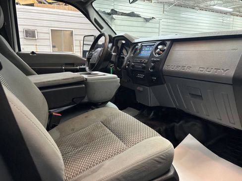 Used 2015 Ford F250 XL w/ Power Equipment Group AWD/4WD image 26