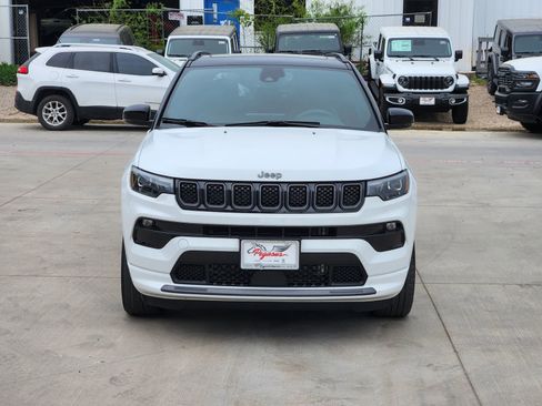 Used 2024 Jeep Compass Limited w/ High Altitude Package AWD/4WD image 6