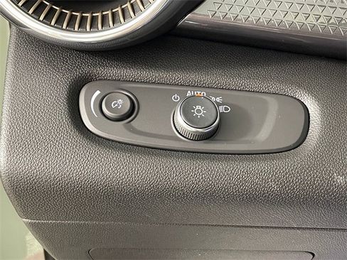 New 2026 Chevrolet Trax ACTIV w/ Driver Confidence Package image 13