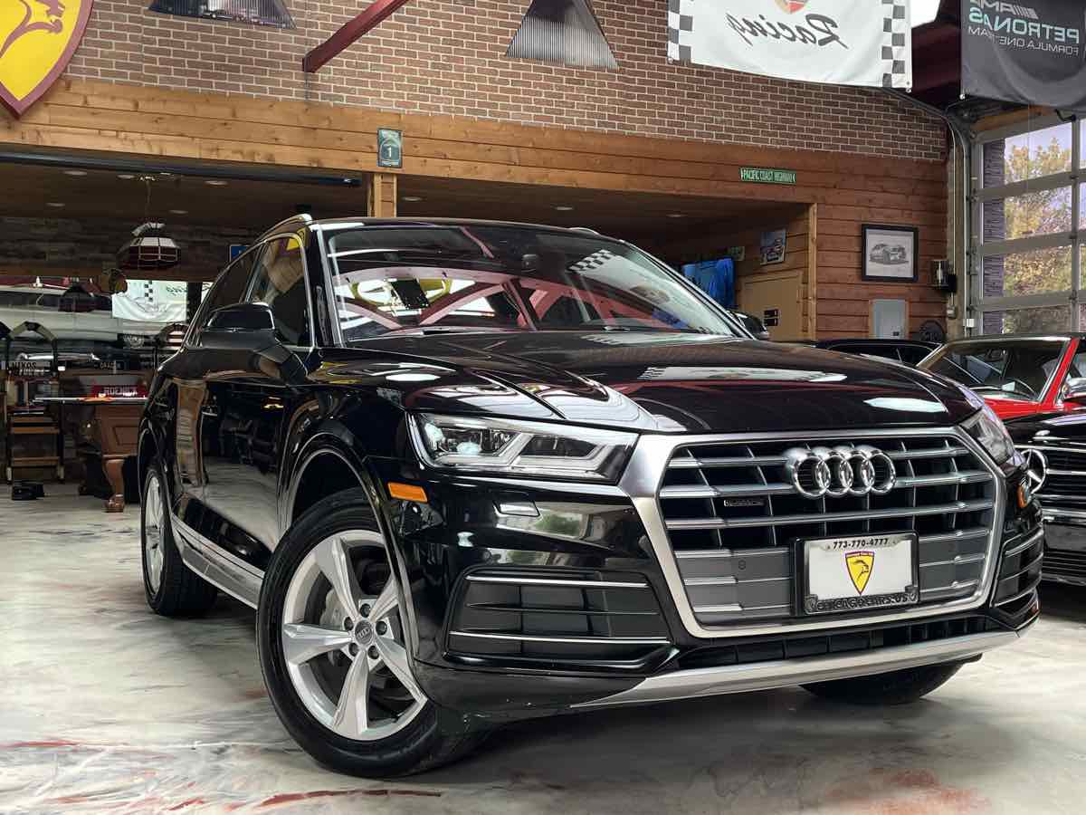 Used 2020 Audi Q5 2.0T Premium Plus w/ Premium Plus Package AWD/4WD image 4