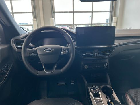 Used 2024 Ford Escape ST-Line w/ Tech Pack #1 AWD/4WD image 16