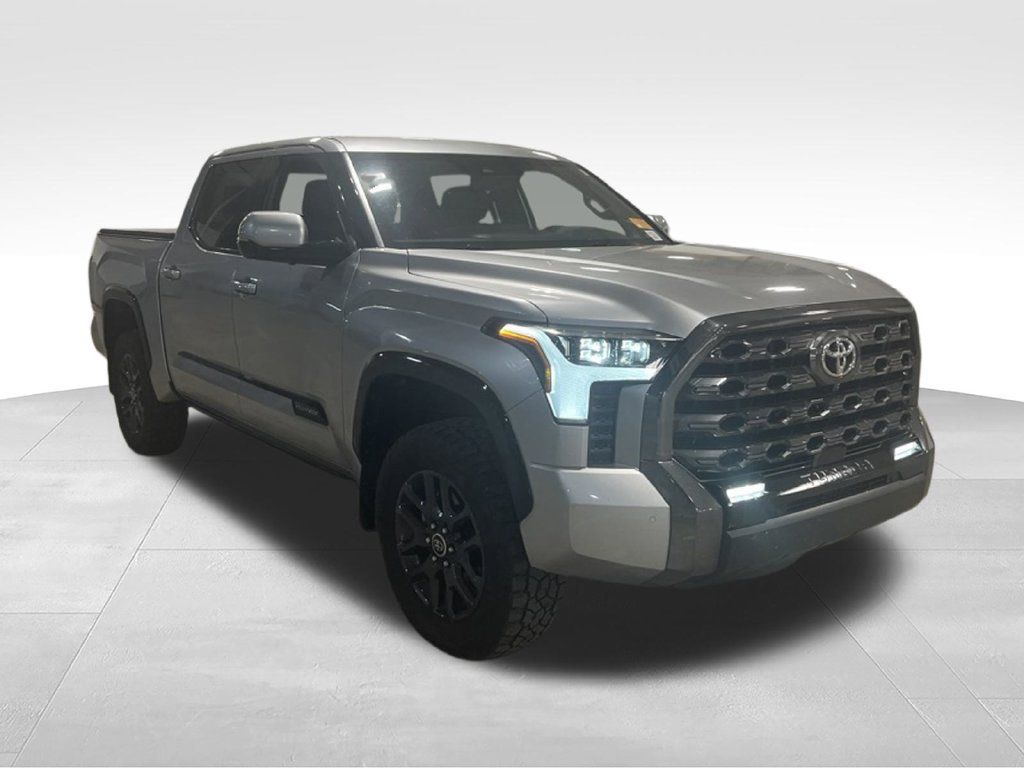 Used 2023 Toyota Tundra Platinum w/ Advanced Package AWD/4WD image 5