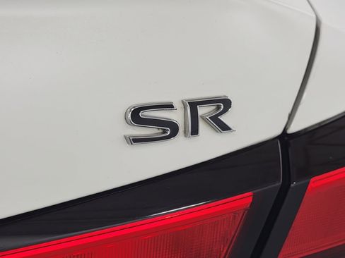 Used 2019 Nissan Altima 2.5 SR w/ SR Premium Package image 11
