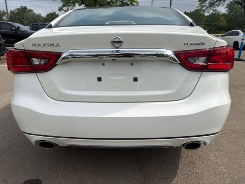 Used 2017 Nissan Maxima Platinum FWD image 6