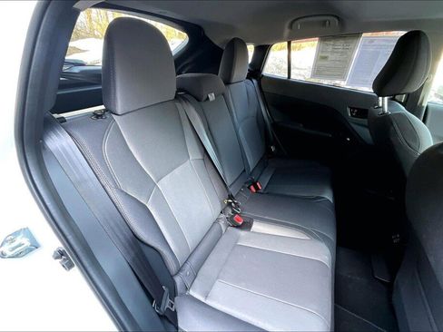 Certified 2025 Subaru Crosstrek 2.0i Premium image 16