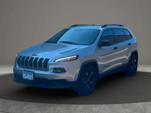 Used 2017 Jeep Cherokee Sport AWD/4WD image 10