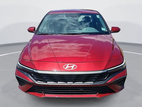 Certified 2024 Hyundai Elantra Blue FWD image 2