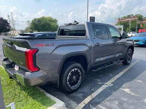 Used 2022 Toyota Tundra SR5 AWD/4WD image 9