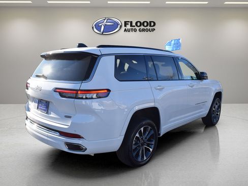 Used 2024 Jeep Grand Cherokee L Overland image 4