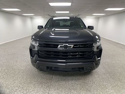 Used 2023 Chevrolet Silverado 1500 RST AWD/4WD image 3