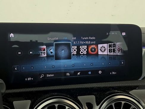 Used 2021 Mercedes-Benz A 220 4MATIC image 19