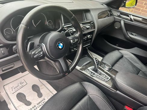 Used 2017 BMW X4 M40i AWD/4WD image 3