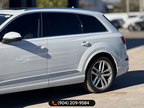 Used 2018 Audi Q7 3.0T Prestige w/ Prestige Package image 3
