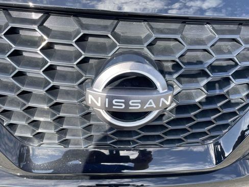 Used 2023 Nissan Murano SV w/ SV Midnight Edition Package FWD image 33
